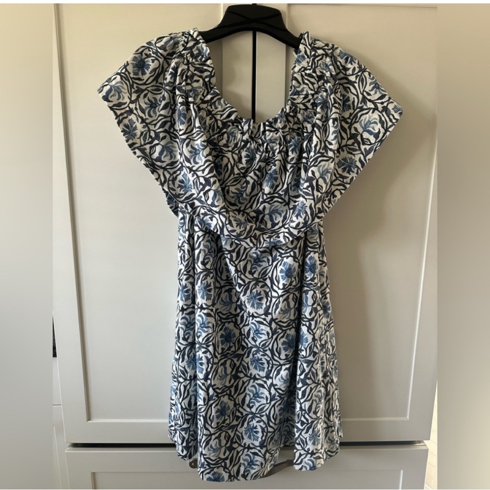 H&M - off-the-shoulder floral dress